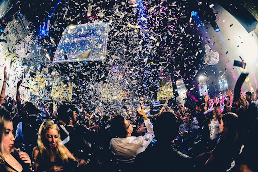 Prohibition ends here Atmosphäre