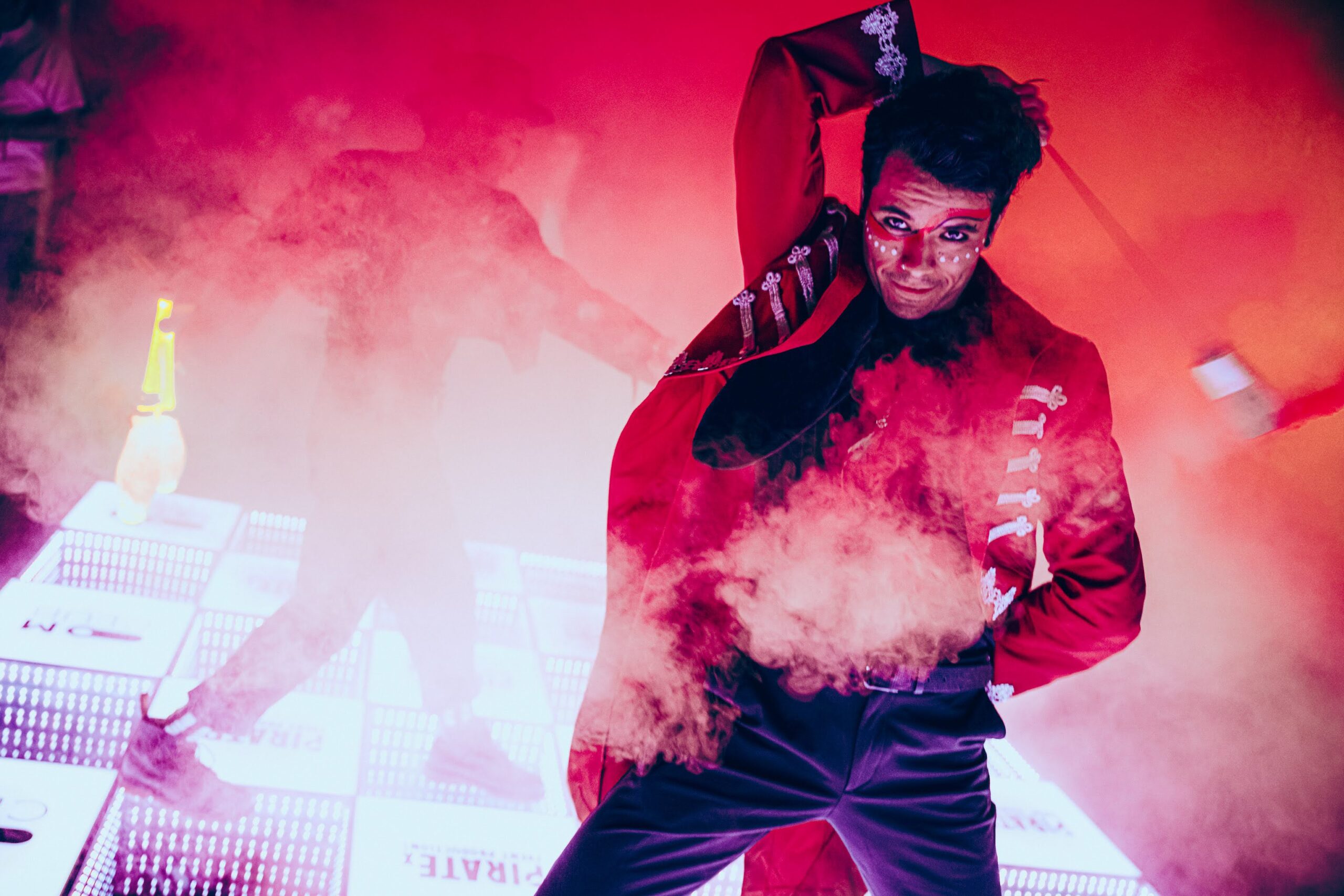 Beyond Illusions Atmosphäre