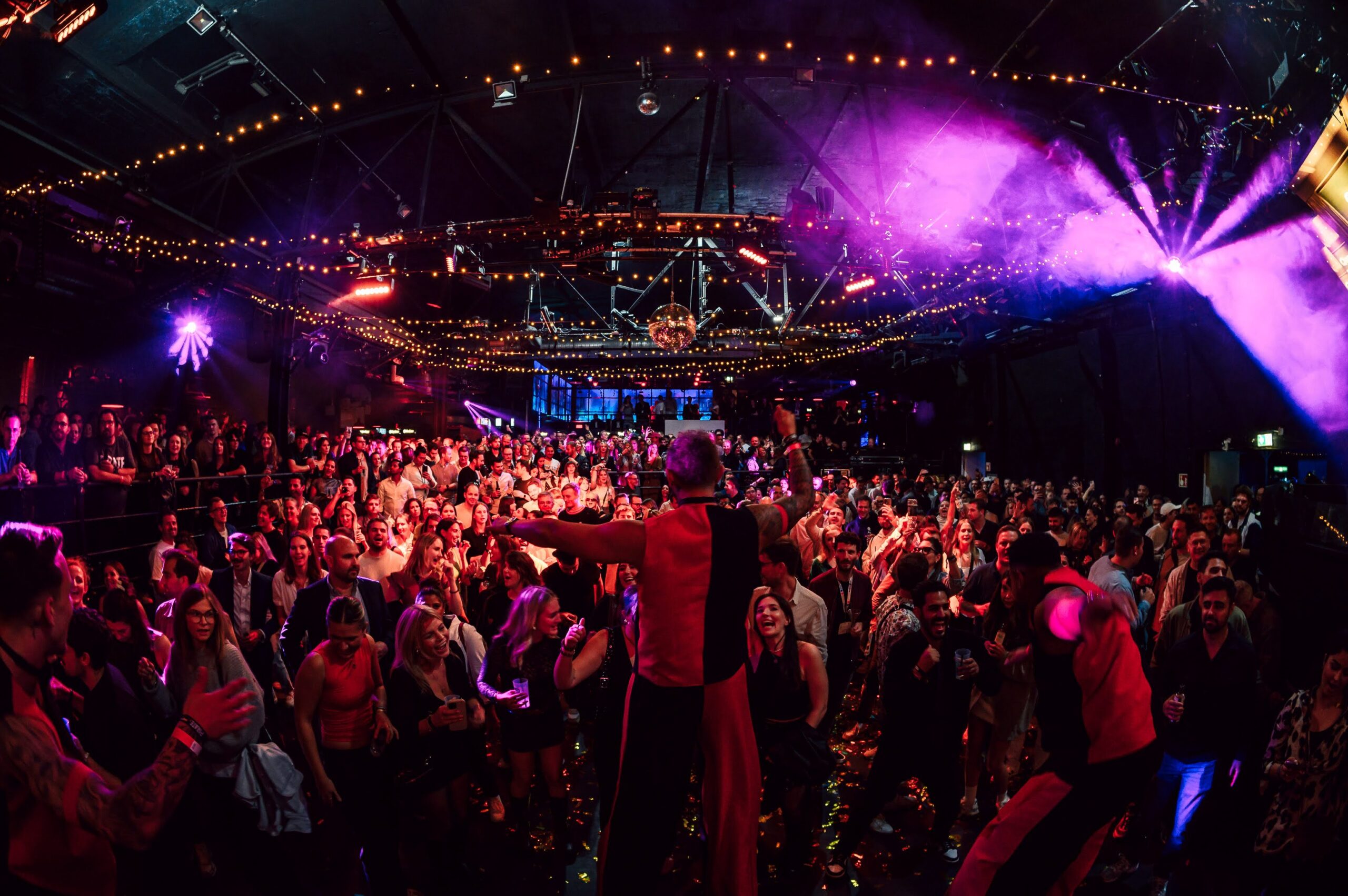 Your Ticket to Hollywood Atmosphäre